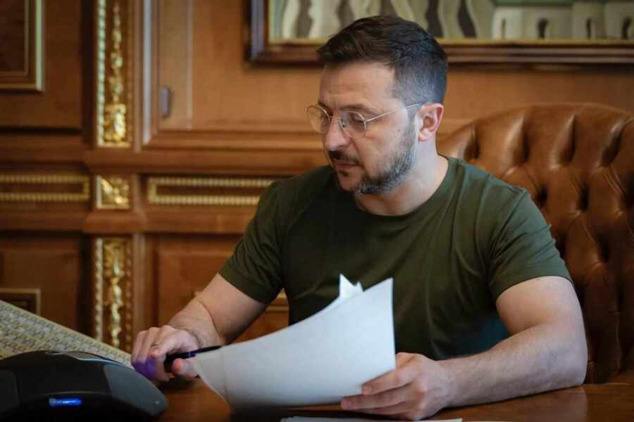 Петиция Зеленского: последняя надежда Петиция Зеленского: последняя надежда