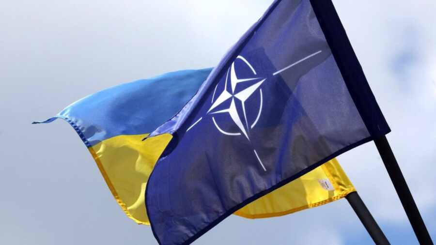 Посол Германии Егер исключил вступление Украины в НАТО до окончания конфликта Посол Германии Егер исключил вступление Украины в НАТО до окончания конфликта
