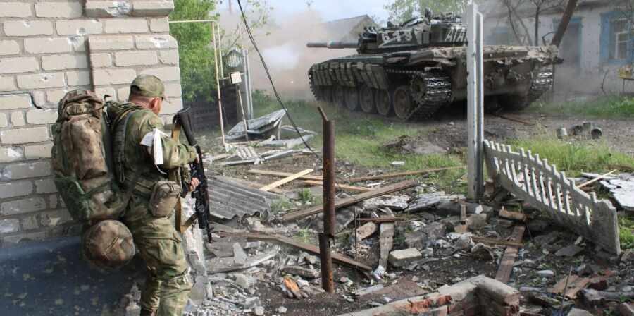 Армия России улучшила тактическое положение на Харьковском направлении Армия России улучшила тактическое положение на Харьковском направлении