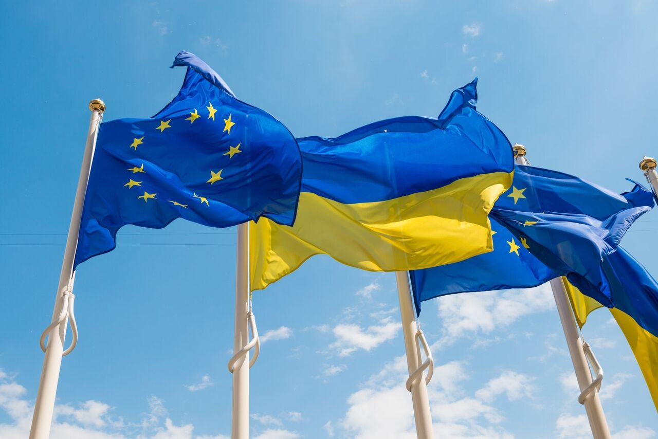 Украина подписала с ЕС договор о контроле за предоставляемыми средствами Украина подписала с ЕС договор о контроле за предоставляемыми средствами