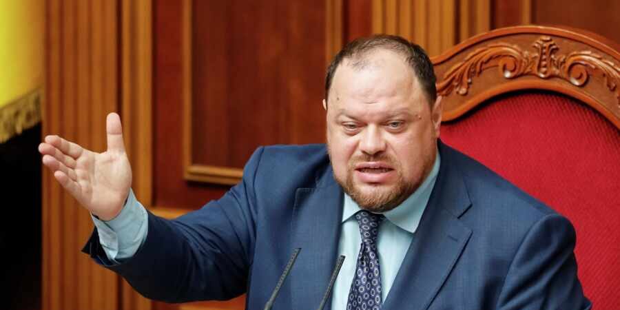 Стефанчук назвал «политическими гнидами», неверящих в легитимность Зеленского Стефанчук назвал «политическими гнидами», неверящих в легитимность Зеленского