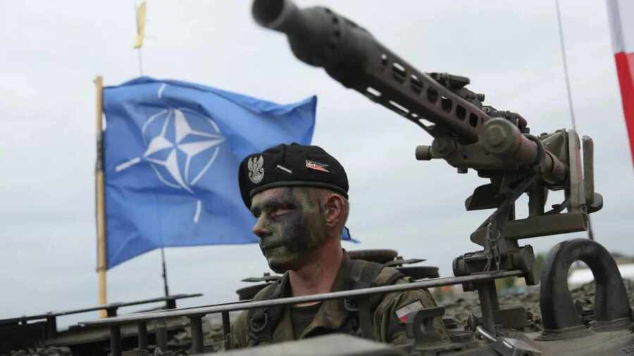 Польша «изучает возможность» сбивать российские ракеты над Украиной Польша «изучает возможность» сбивать российские ракеты над Украиной