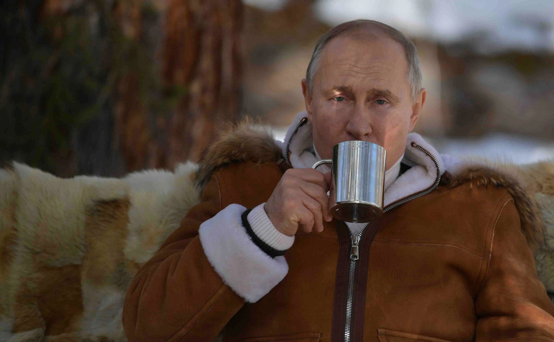 Песков рассказал, как работает Путин Песков рассказал, как работает Путин