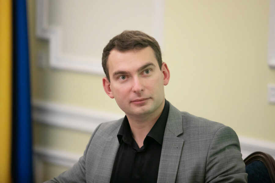 Депутат Железняк оценил дефицит оборонного бюджета Украины Депутат Железняк оценил дефицит оборонного бюджета Украины