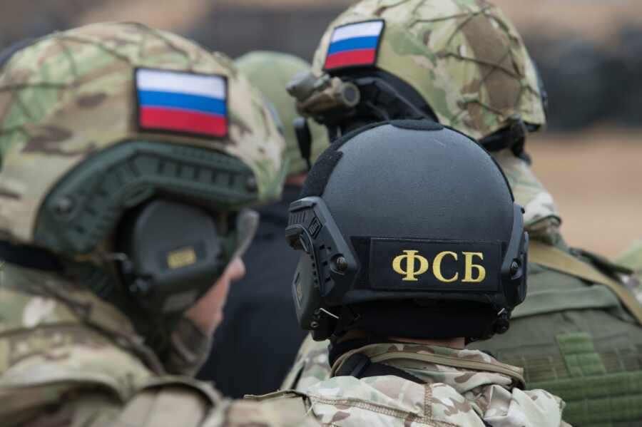 Пытавшегося перейти на сторону Украины россиянина осудили на 24 года – ФСБ Пытавшегося перейти на сторону Украины россиянина осудили на 24 года – ФСБ