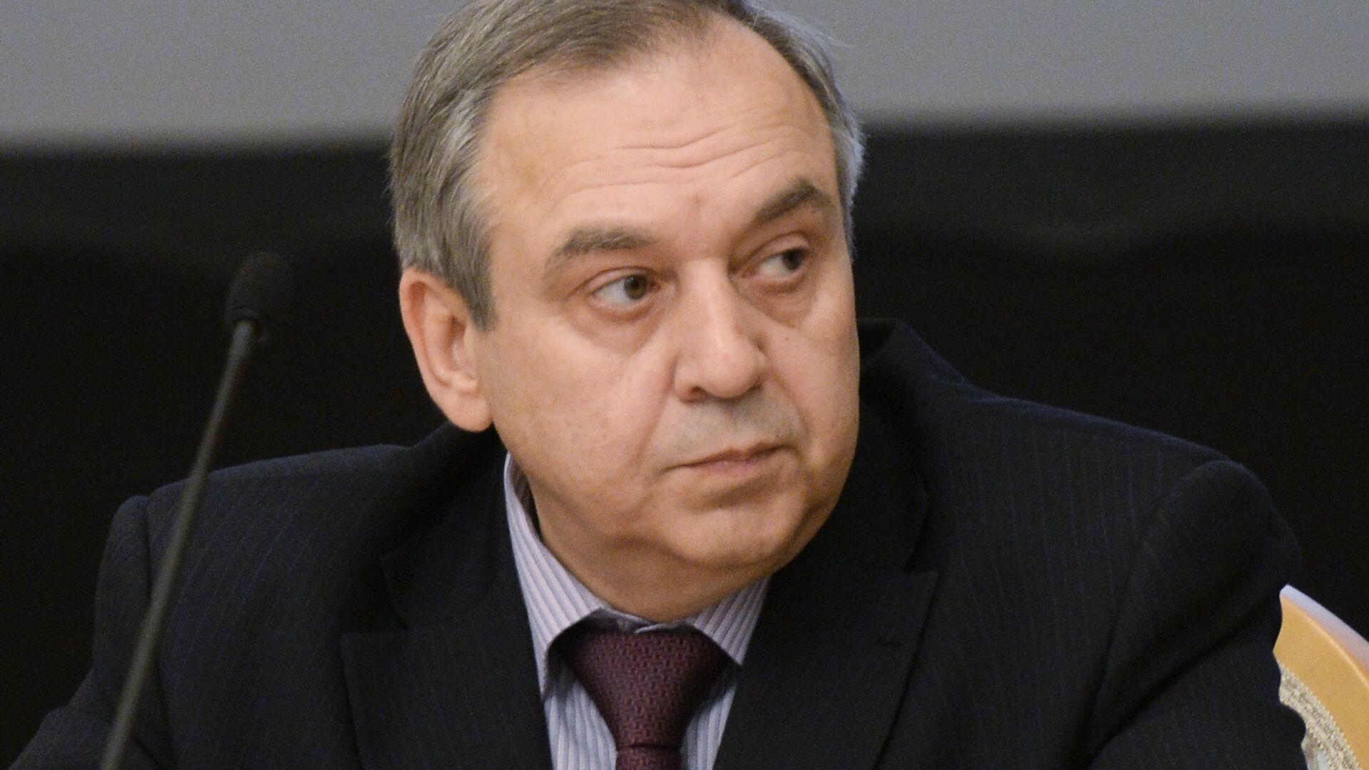 Мурадов призвал не участвовать в «мирной конференции» по Украине Мурадов призвал не участвовать в «мирной конференции» по Украине