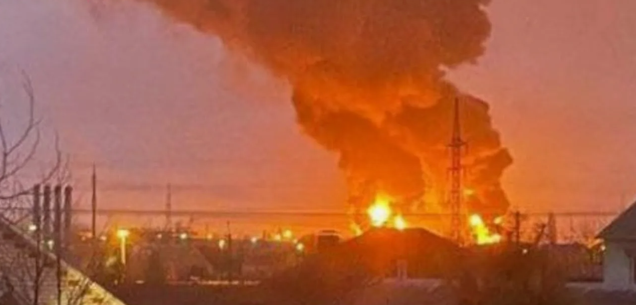 Крупнейшее в мире хранилище газа попало под удар на Украине – эксперт Меркурис Крупнейшее в мире хранилище газа попало под удар на Украине – эксперт Меркурис