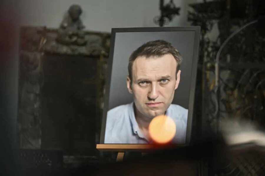 Память об Алексее Навальном* жива, пока на ней можно заработать денег Память об Алексее Навальном* жива, пока на ней можно заработать денег