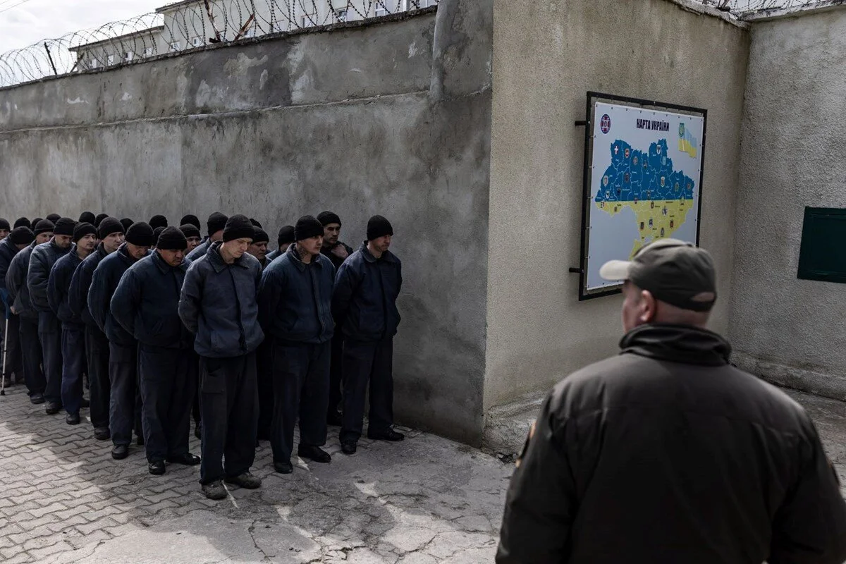 На Украине требуют взятки с заключенных, желающих мобилизоваться На Украине требуют взятки с заключенных, желающих мобилизоваться