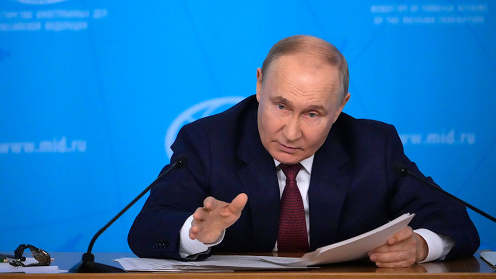 Мирные инициативы России остаются без внимания британских СМИ Мирные инициативы России остаются без внимания британских СМИ