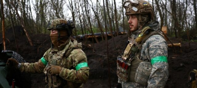 Военнопленный ВСУ рассказал о заградотрядах, расстреливающих «отказников» Военнопленный ВСУ рассказал о заградотрядах, расстреливающих «отказников»
