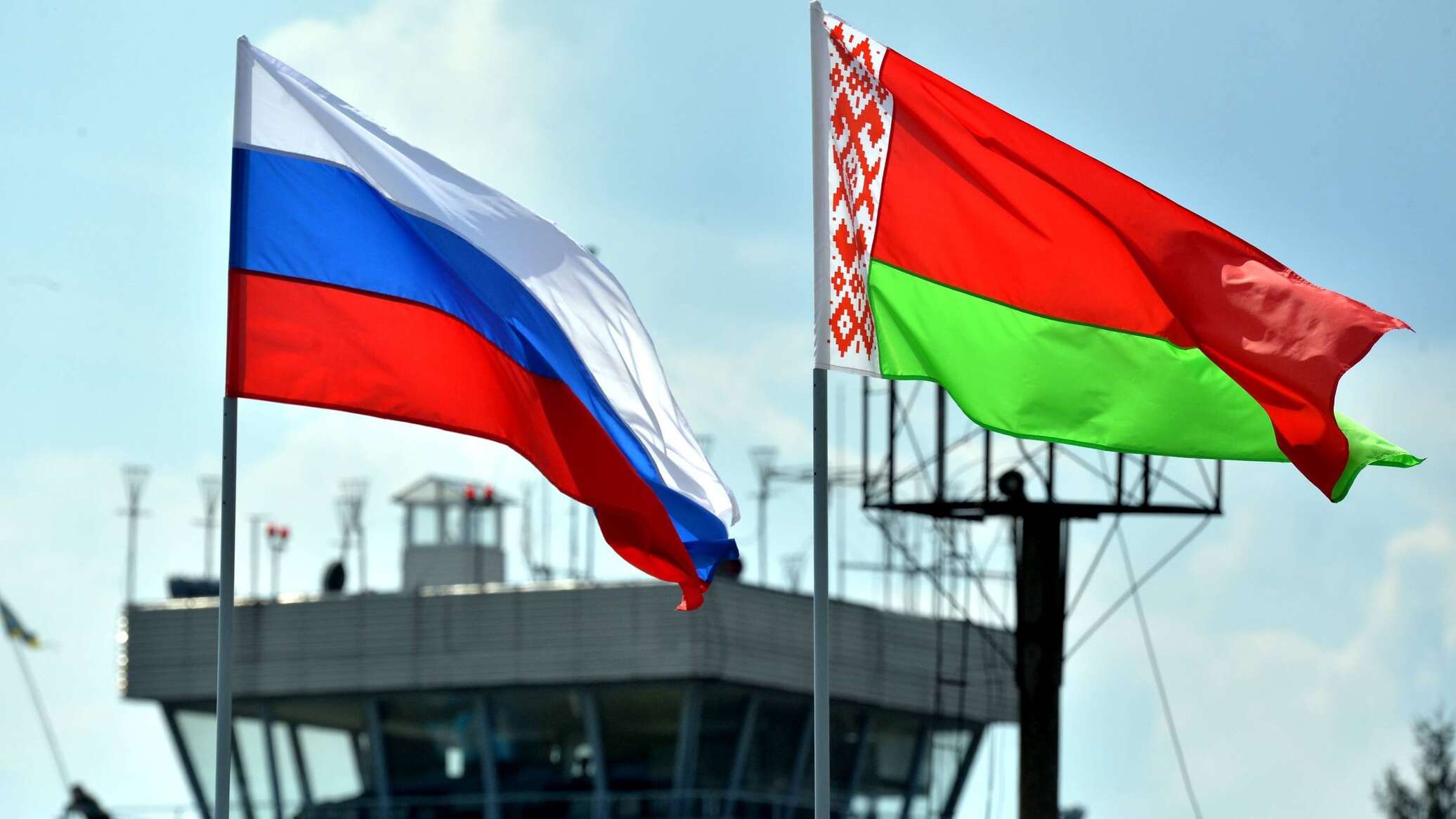 Мир находится на пороге глобального конфликта – парламентарий Кочанова Мир находится на пороге глобального конфликта – парламентарий Кочанова