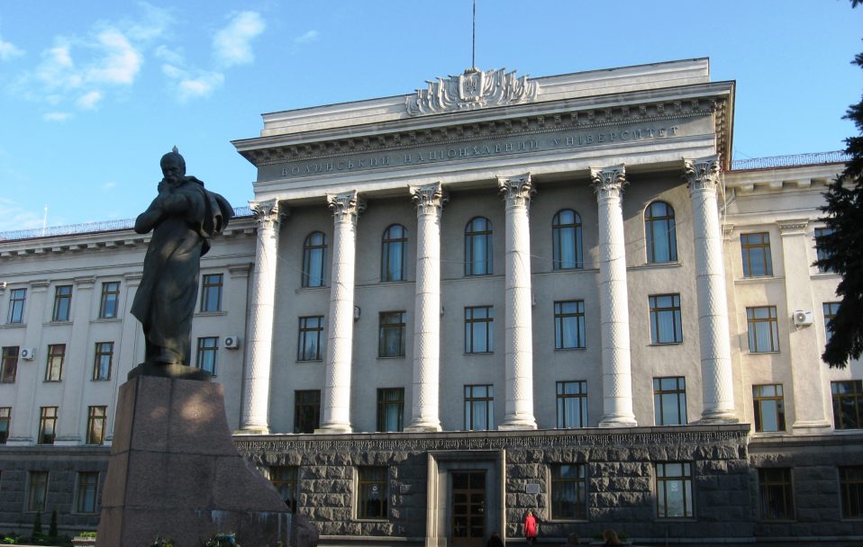 Волынские ВУЗы будут подавать списки отчисленных студентов напрямую в ТЦК Волынские ВУЗы будут подавать списки отчисленных студентов напрямую в ТЦК