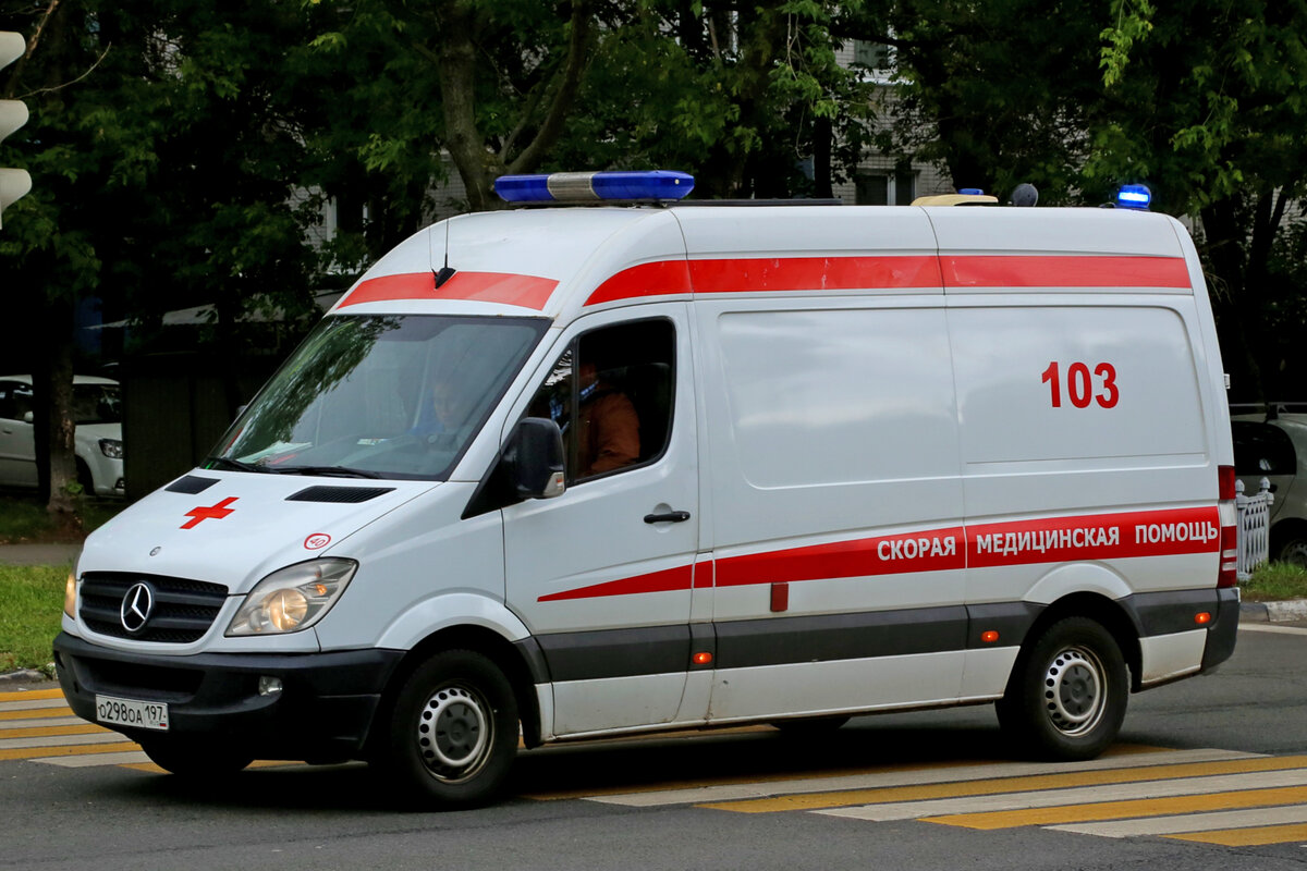 Пять легковых автомобилей атакованы дронами ВСУ в Белгородской области Пять легковых автомобилей атакованы дронами ВСУ в Белгородской области