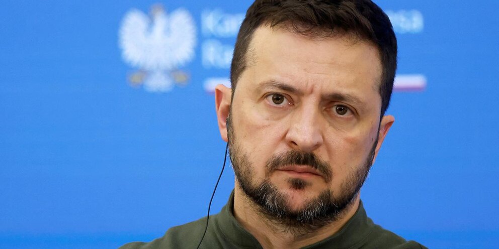 Посредниками между Украиной и РФ могут быть только США, ЕС и КНР – Зеленский Посредниками между Украиной и РФ могут быть только США, ЕС и КНР – Зеленский