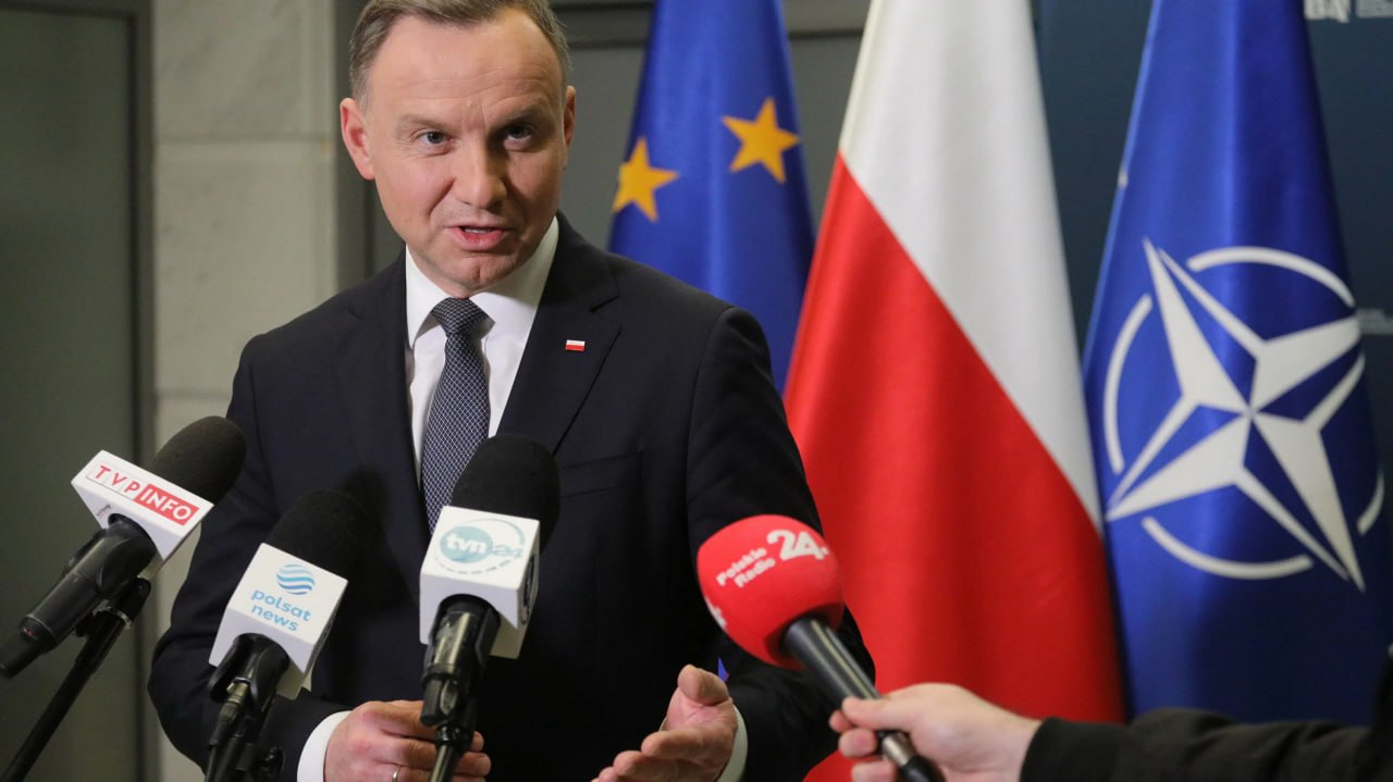 Президент Польши заявил, что Украина не войдет в НАТО до окончания конфликта Президент Польши заявил, что Украина не войдет в НАТО до окончания конфликта