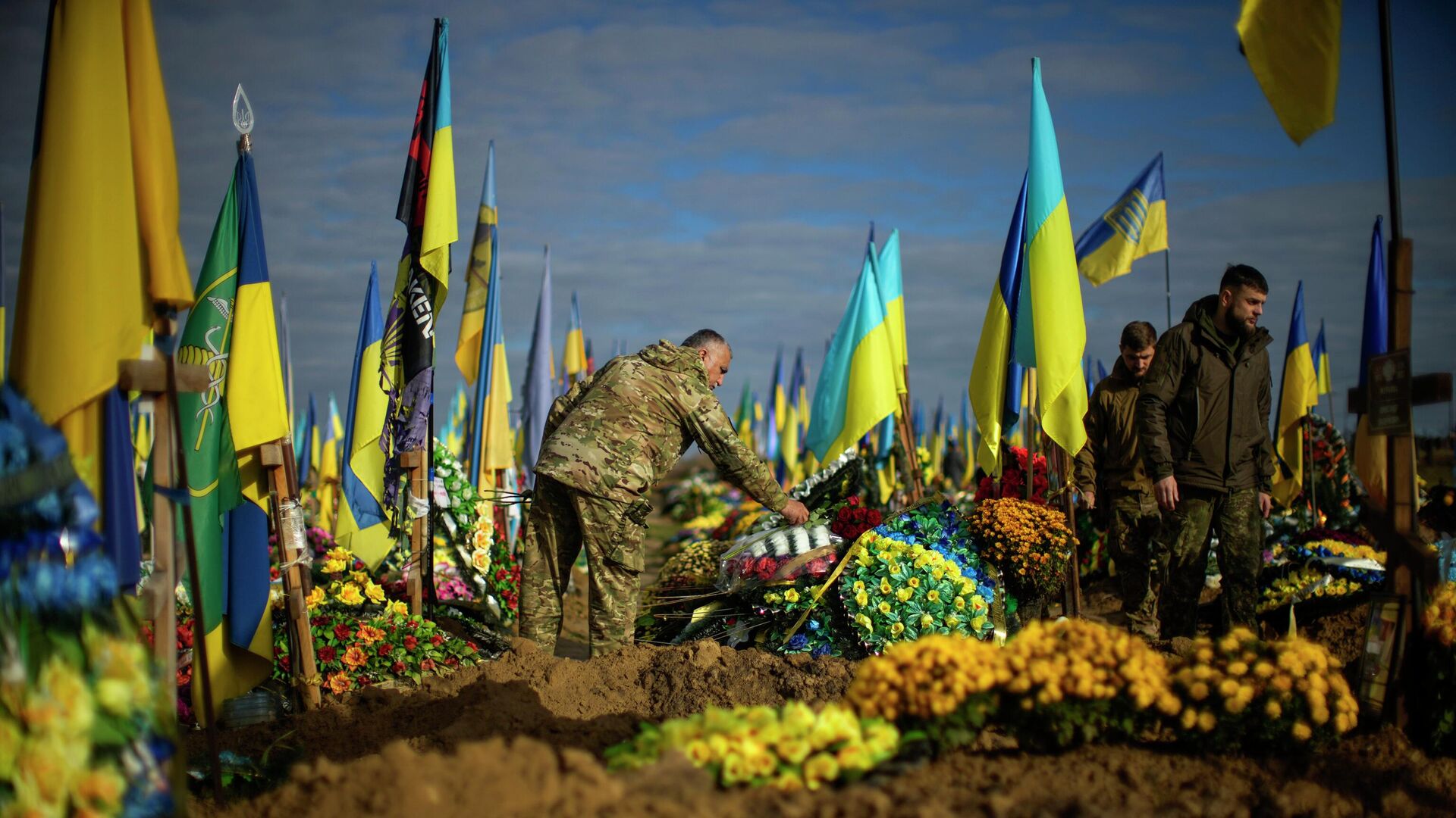 Западные СМИ скрывают правду о событиях на Украине – журналист Боуз Западные СМИ скрывают правду о событиях на Украине – журналист Боуз
