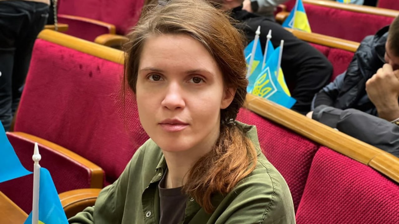 Комитет Верховной Рады уволил критиковавшую командование ВСУ Безуглую Комитет Верховной Рады уволил критиковавшую командование ВСУ Безуглую