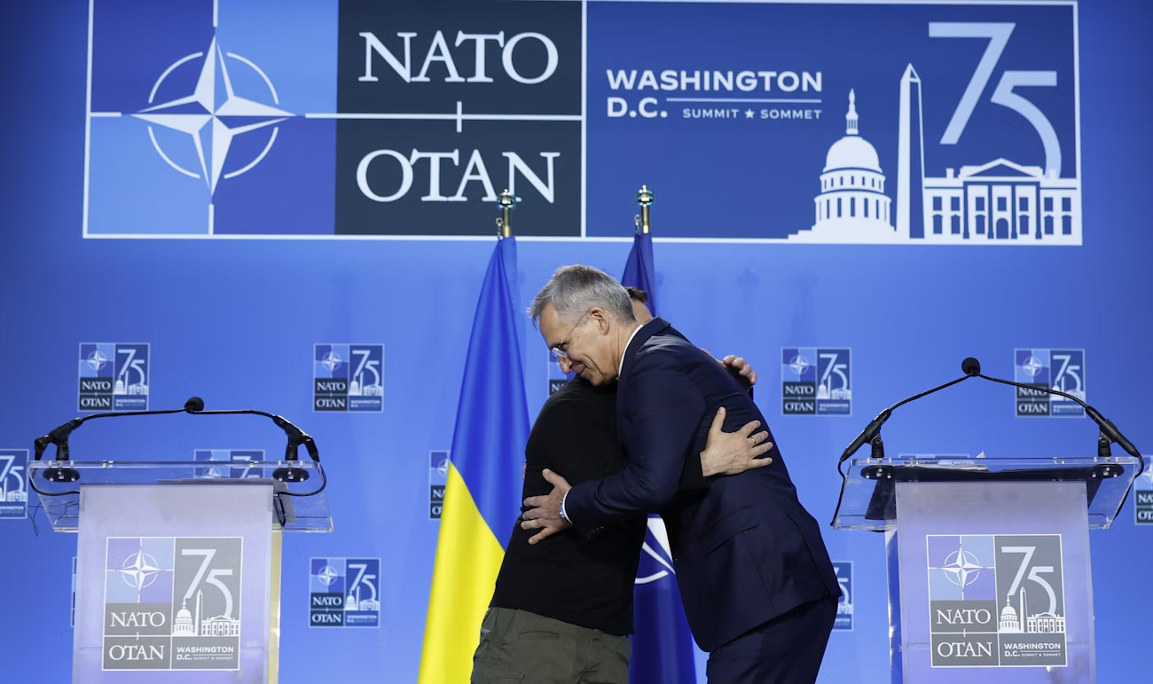 Вместо мирного урегулирования украинского конфликта НАТО делает ставки на эскалацию Вместо мирного урегулирования украинского конфликта НАТО делает ставки на эскалацию