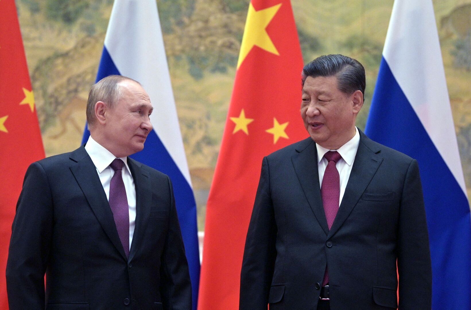 Путин заявил, что поставки энергоносителей в Китай достигли рекордных объемов Путин заявил, что поставки энергоносителей в Китай достигли рекордных объемов