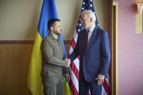Politico: Любой новый президент США поддержит Украину Politico: Любой новый президент США поддержит Украину