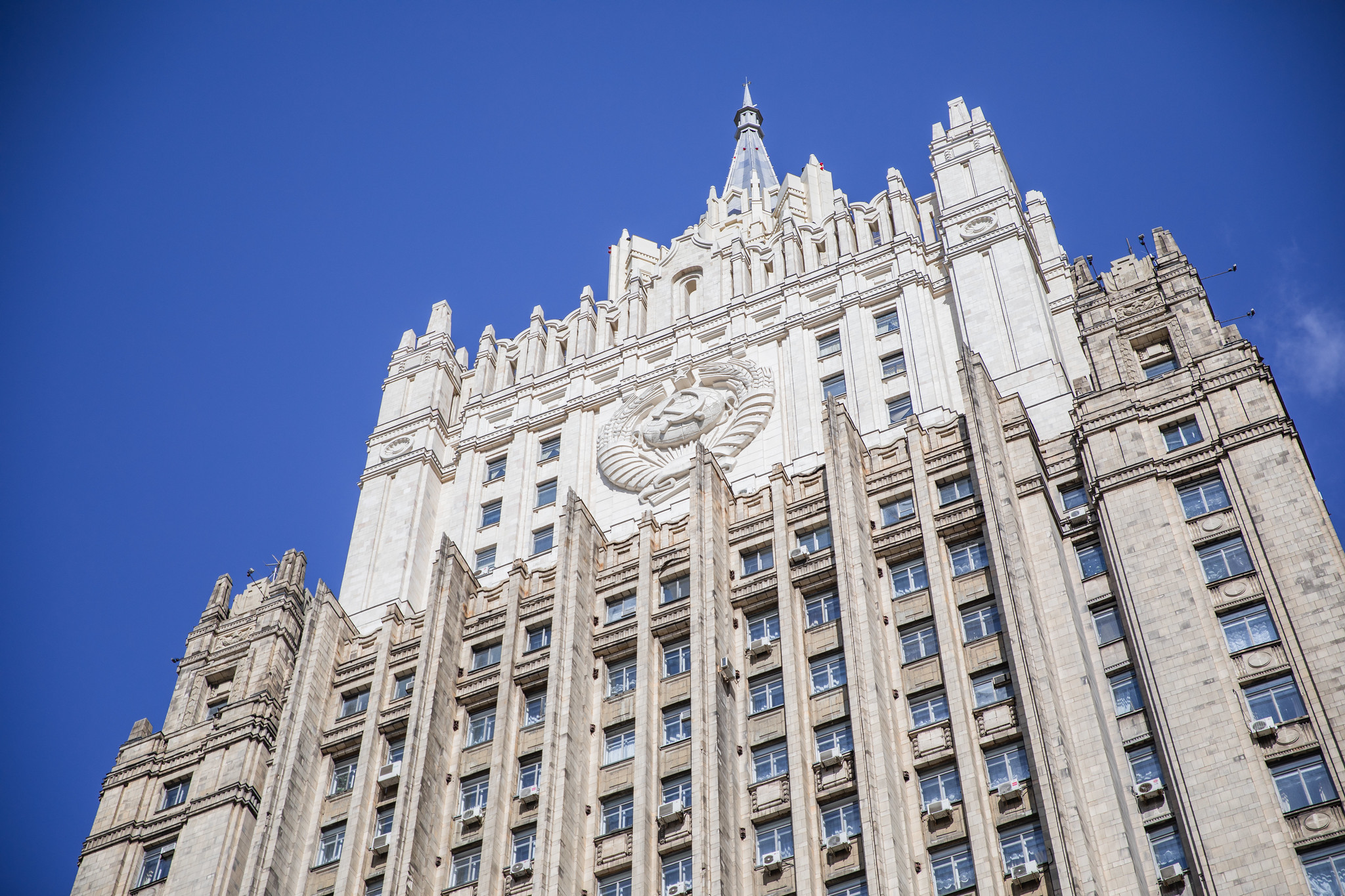 Киев продолжает наращивать террористическую активность, заявили в МИД РФ Киев продолжает наращивать террористическую активность, заявили в МИД РФ