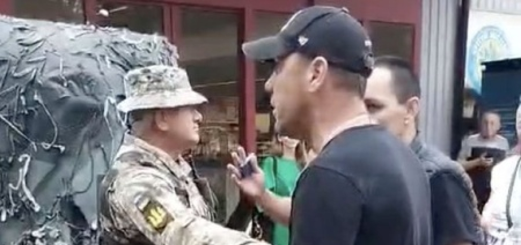 В Харькове избили освобожденного из плена украинского солдата – «Страна» В Харькове избили освобожденного из плена украинского солдата – «Страна»