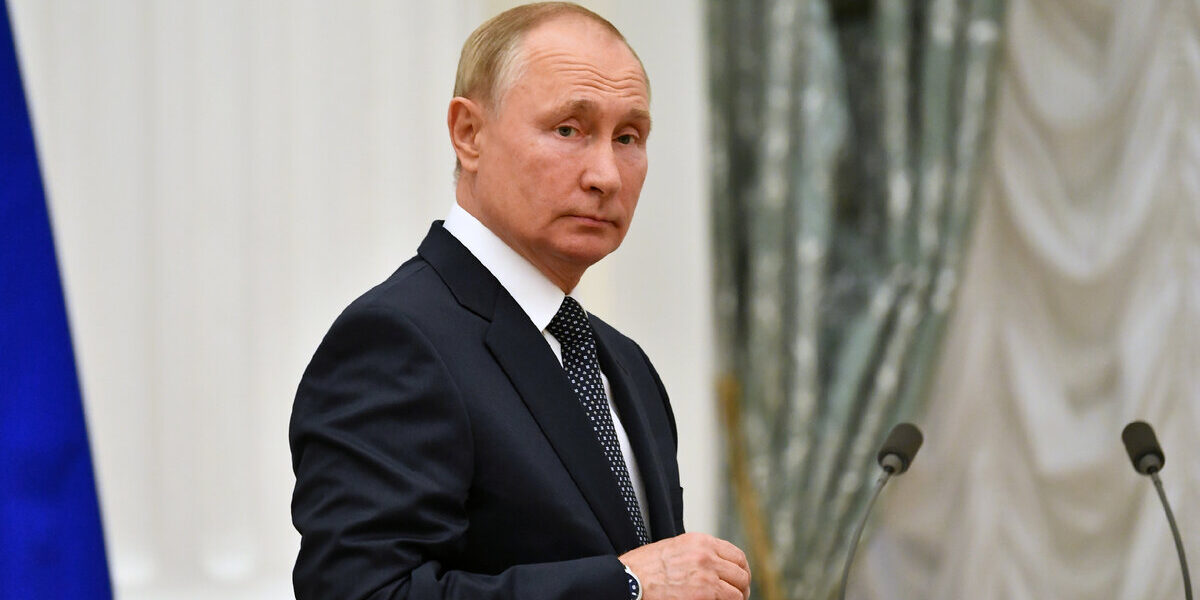 NYT назвала предложение Путина по Украине «реалистичным» NYT назвала предложение Путина по Украине «реалистичным»