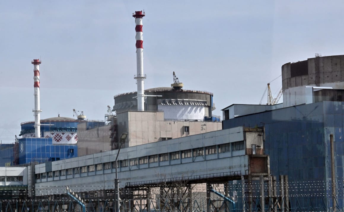 Украина хочет выйти из энергетического кризиса за счёт… реакторов из России Украина хочет выйти из энергетического кризиса за счёт… реакторов из России