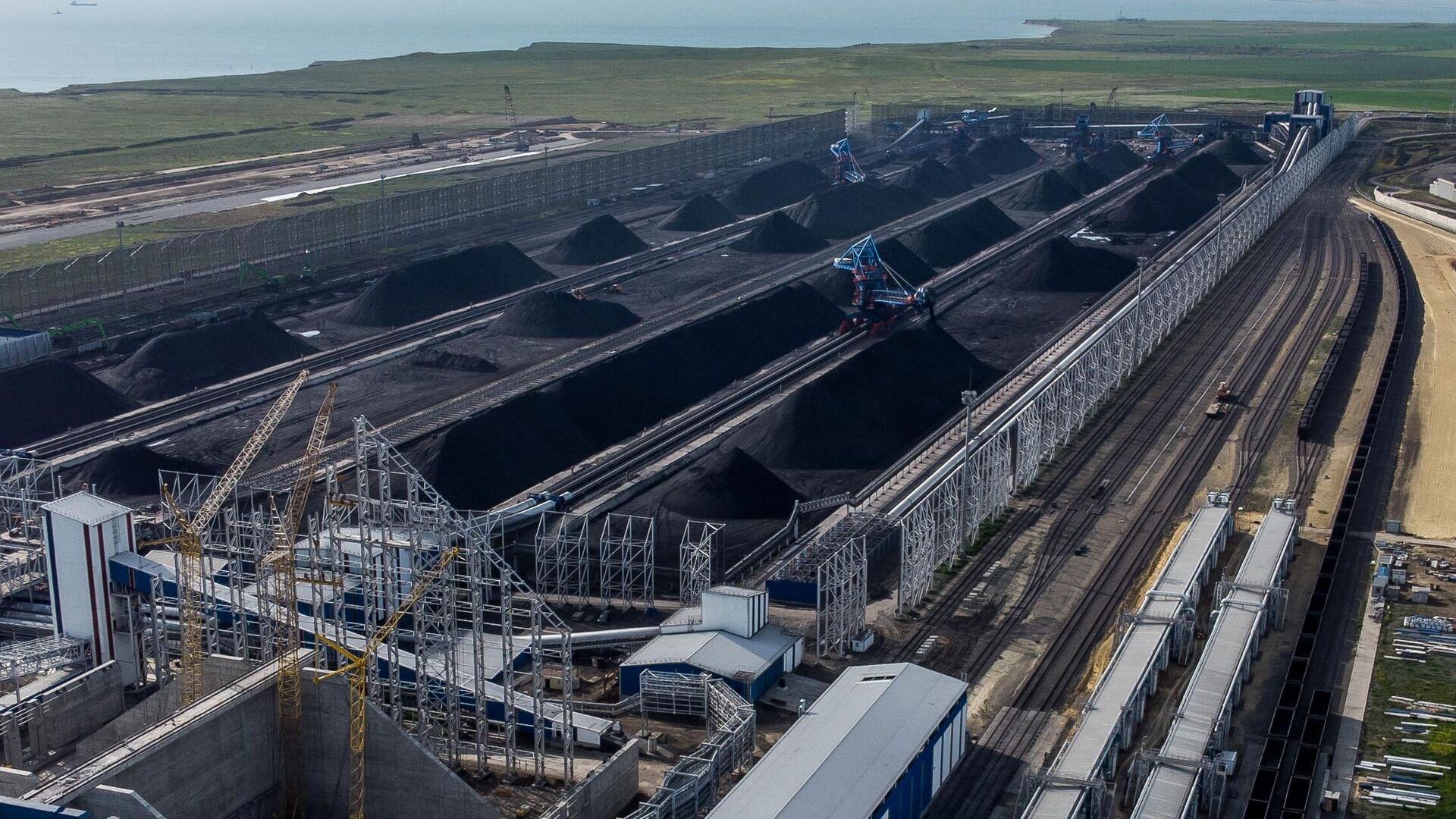 Россия нарастила экспорт угля в Индонезию до 2,8 миллиона тонн Россия нарастила экспорт угля в Индонезию до 2,8 миллиона тонн