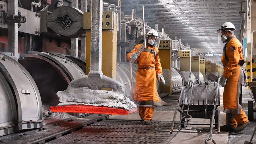 Индия в июне нарастила импорт железа и стали из России в 1,4 раза Индия в июне нарастила импорт железа и стали из России в 1,4 раза