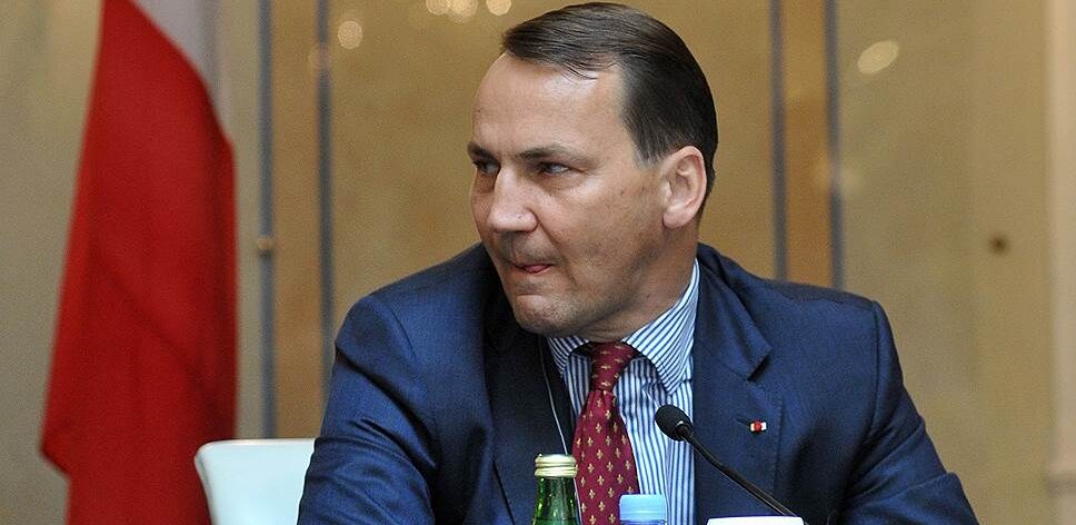 Глава МИД Польши назвал «обязанностью» Варшавы перехват российских ракет Глава МИД Польши назвал «обязанностью» Варшавы перехват российских ракет