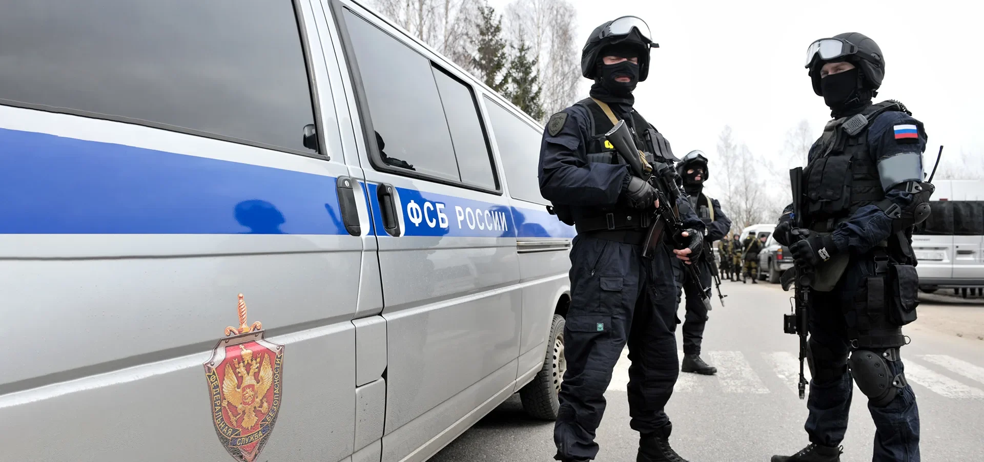 Сотрудники ФСБ задержали в Крыму пособника украинских спецслужб Сотрудники ФСБ задержали в Крыму пособника украинских спецслужб