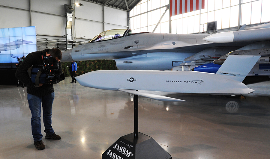 США возможно передадут ракеты JASSM Киеву – Reuters США возможно передадут ракеты JASSM Киеву – Reuters