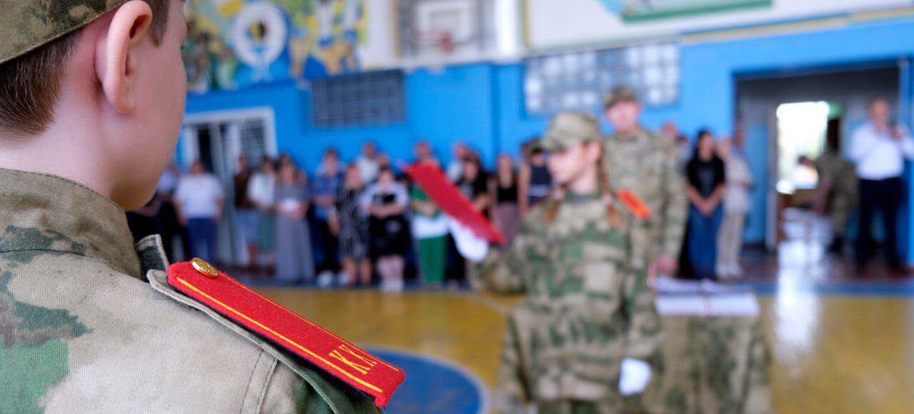 На Херсонщине воспитанники подшефного класса Росгвардии дали клятву кадета На Херсонщине воспитанники подшефного класса Росгвардии дали клятву кадета