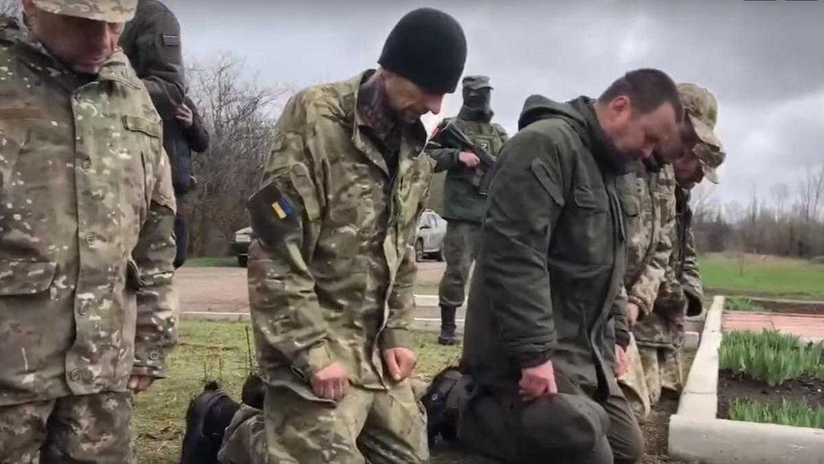 Пленный солдат ВСУ рассказал о попытках сбежать с Украины Пленный солдат ВСУ рассказал о попытках сбежать с Украины
