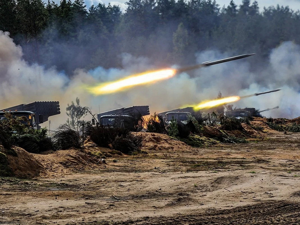 ВС РФ нанесли массированный удар по объектам ВСУ в ряде областей Украины ВС РФ нанесли массированный удар по объектам ВСУ в ряде областей Украины
