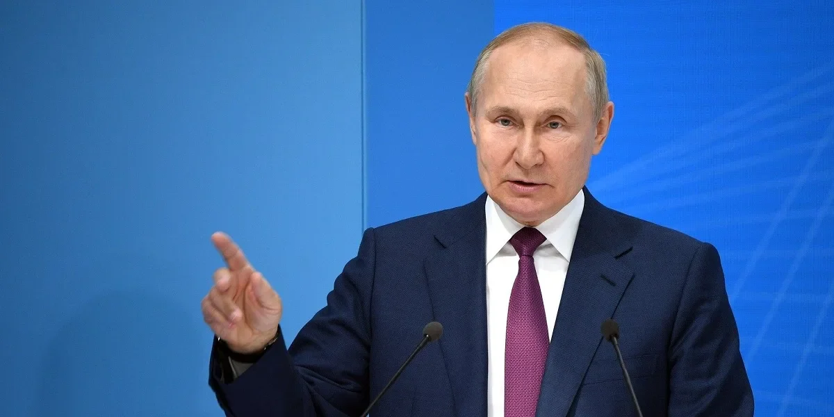 Путин анонсировал поступление в 2024 году 1,4 млн. БПЛА в распоряжение ВС РФ Путин анонсировал поступление в 2024 году 1,4 млн. БПЛА в распоряжение ВС РФ