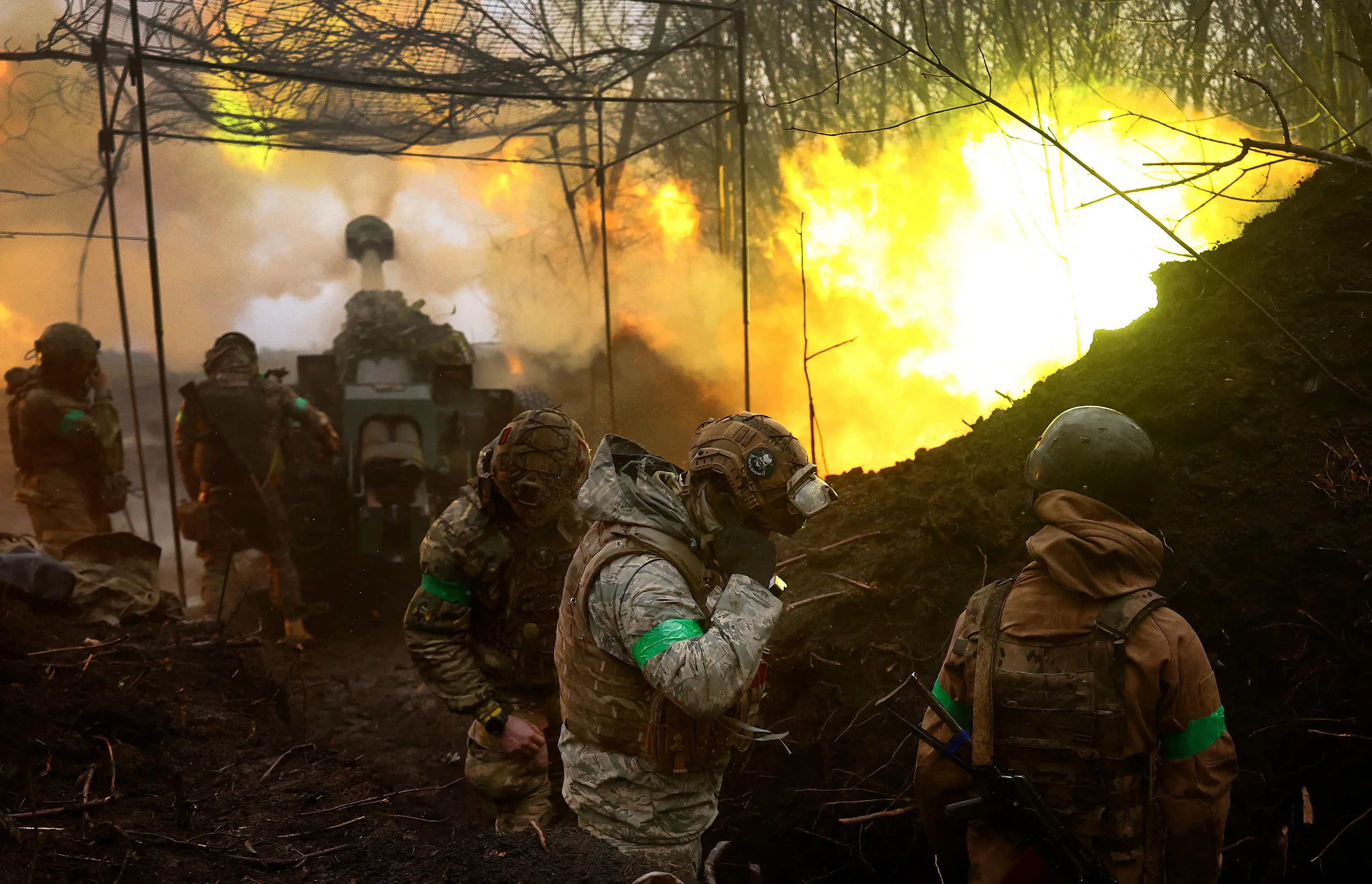 На Украине разворачивается война миров На Украине разворачивается война миров