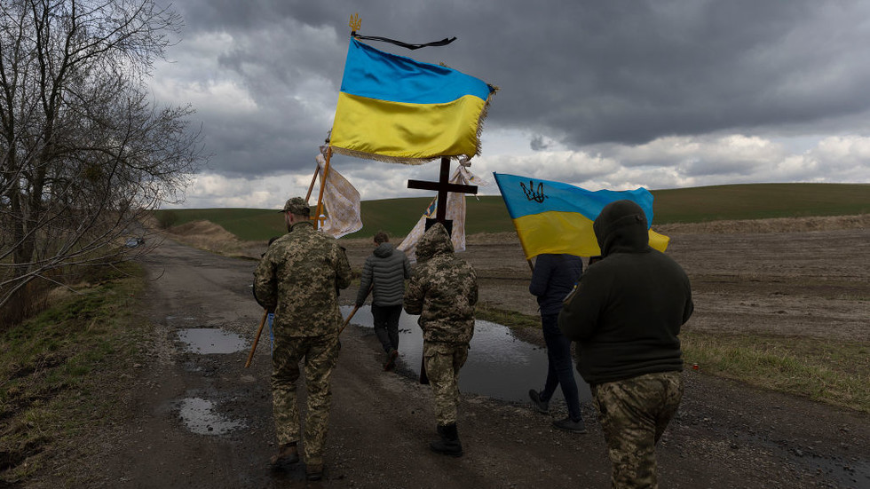 Украина потеряла значительные территории в Донбассе – Соскин Украина потеряла значительные территории в Донбассе – Соскин