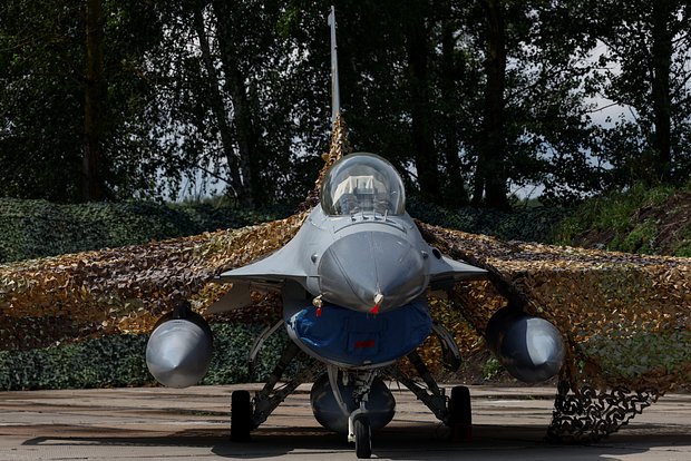 Отсутствие пилотов мешает Украине получить дополнительные истребители F 16 Отсутствие пилотов мешает Украине получить дополнительные истребители F 16
