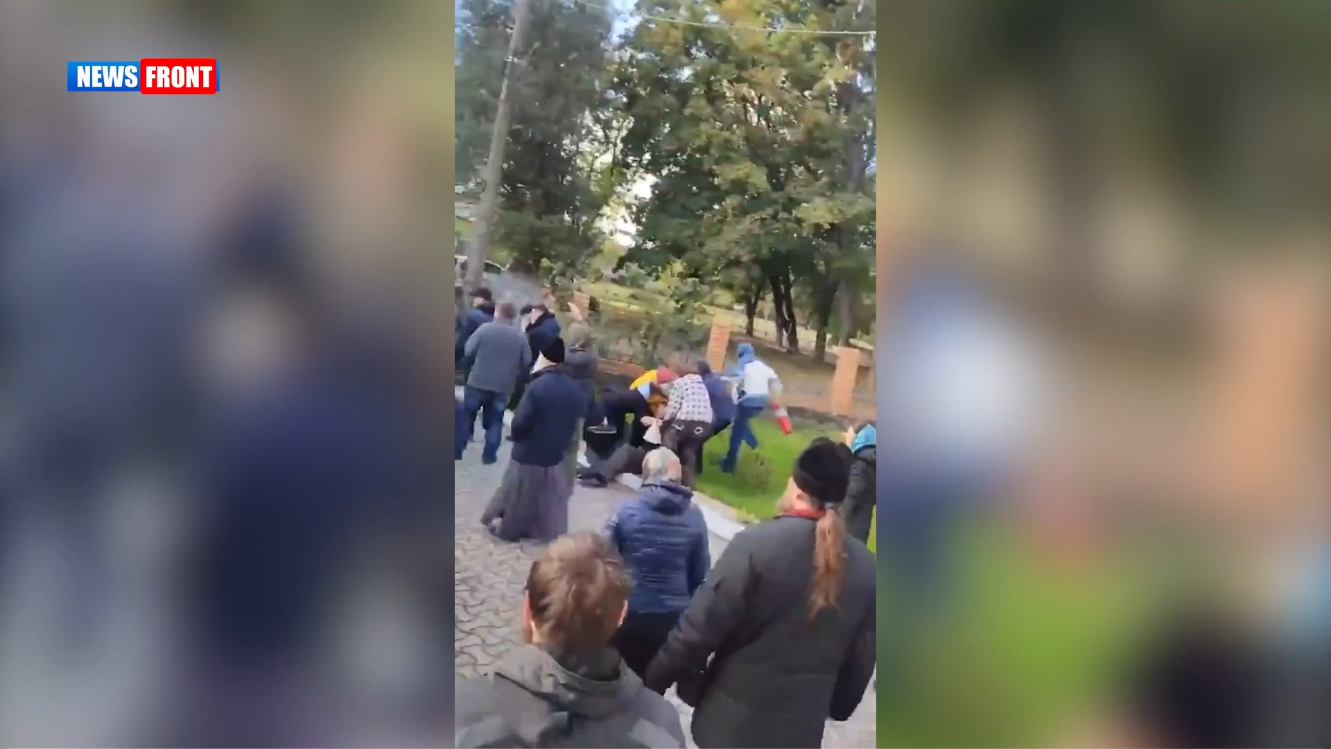 Раскольники ПЦУ открыли стрельбу при попытке захвата Михайловского собора в Черкассах Раскольники ПЦУ открыли стрельбу при попытке захвата Михайловского собора в Черкассах