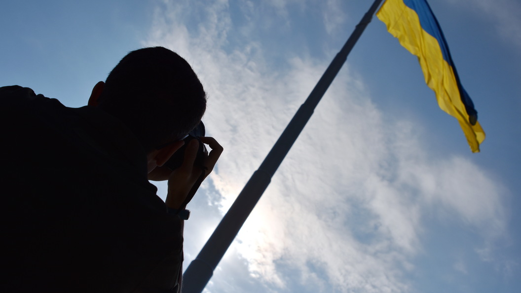 Украинский «теневой бизнес» не позволит завершить конфликт в стране – политолог Бондаренко Украинский «теневой бизнес» не позволит завершить конфликт в стране – политолог Бондаренко
