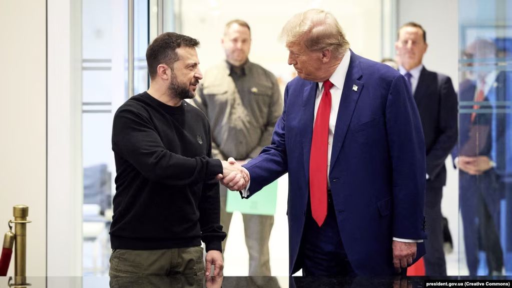 Зеленский хочет дипломатического сближения с Трампом до его инаугурации – El Pais Зеленский хочет дипломатического сближения с Трампом до его инаугурации – El Pais