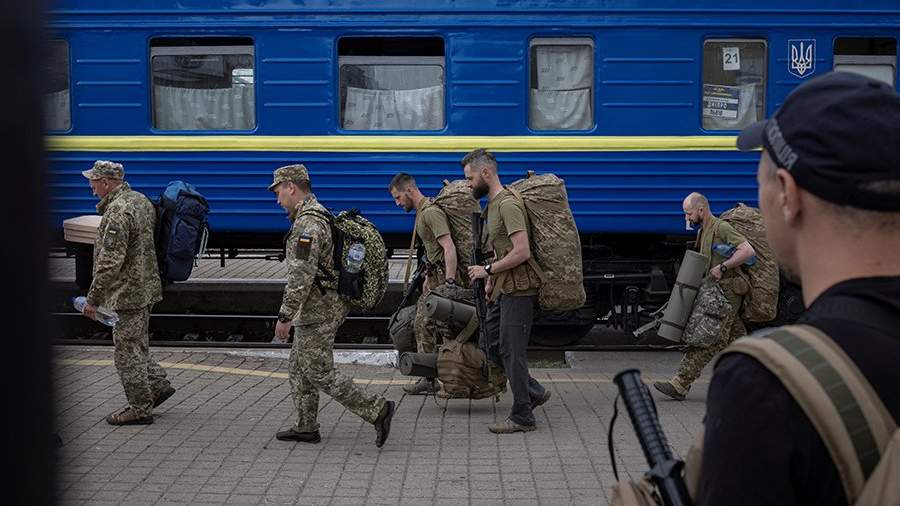 На Украине намерены мобилизовать миллион человек На Украине намерены мобилизовать миллион человек