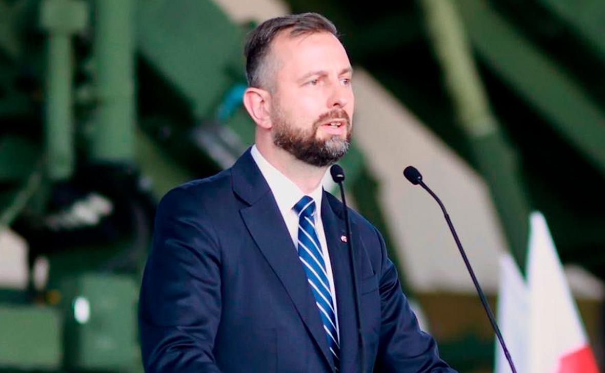 Глава Минобороны Польши Косиняк-Камыш заявил, что у Украины «короткая память» Глава Минобороны Польши Косиняк-Камыш заявил, что у Украины «короткая память»