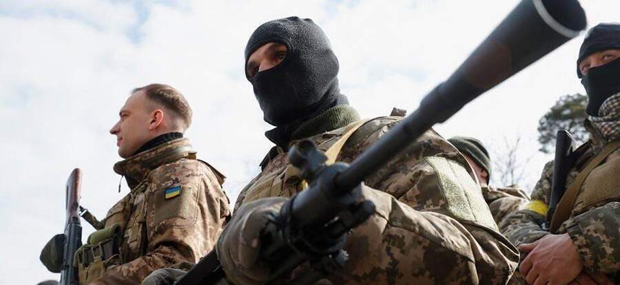 Очевидец сообщил о наемниках из Франции, расстреливавших гражданских в Селидово Очевидец сообщил о наемниках из Франции, расстреливавших гражданских в Селидово