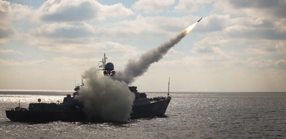 Партизаны указали на «прилет» по «заброшенному» военному полигону под Сумами Партизаны указали на «прилет» по «заброшенному» военному полигону под Сумами