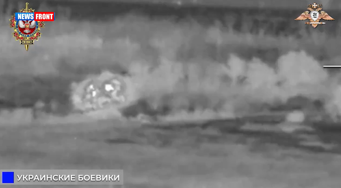 Бойцы спецподразделения «ОХОТНИК» ликвидировали украинских солдат и их технику, используя FPV-дроны Бойцы спецподразделения «ОХОТНИК» ликвидировали украинских солдат и их технику, используя FPV-дроны
