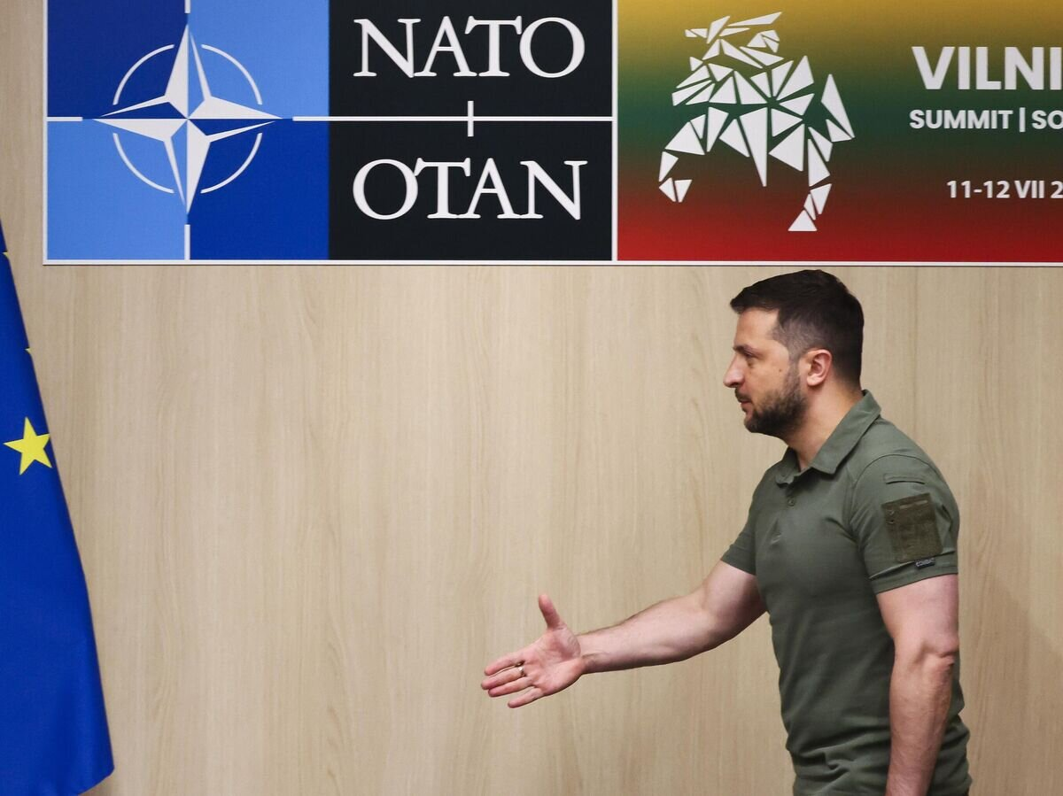 Пан Зеленский решил поменять образ перемоги – Голос Мордора Пан Зеленский решил поменять образ перемоги – Голос Мордора